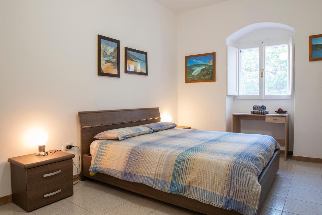 B.I.C. Bed & Breakfast Sassari Bagian luar foto